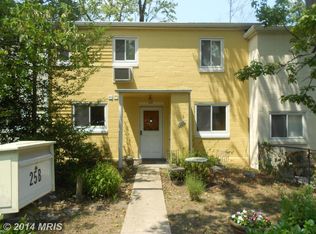 25 Ridge Rd, Greenbelt, MD 20770