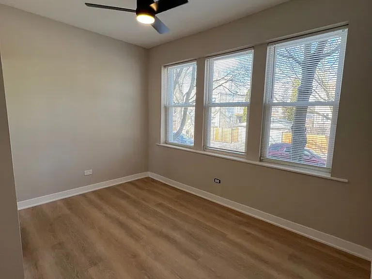 4054 N Central Park Ave #3607-09 — Photo 6