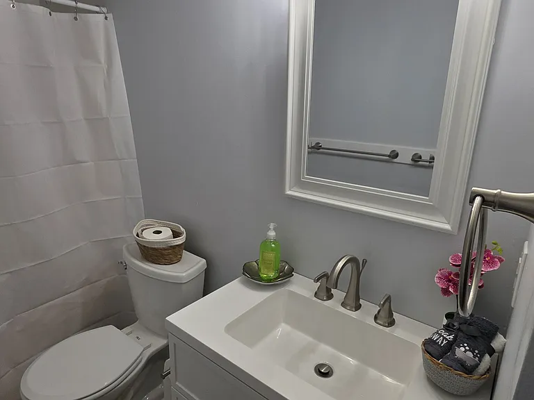 1015 Old Colony Rd #6 — Photo 11