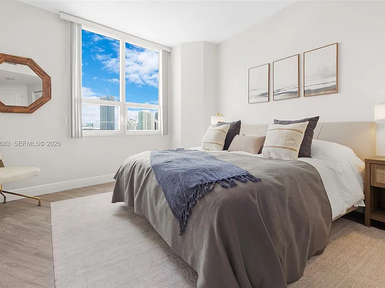 848 Brickell Key Dr #3905 — Photo 19