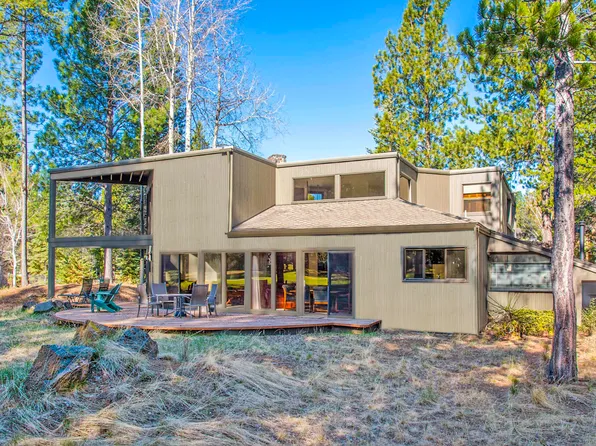 17819 Fifteenth Tee Ln, Sunriver, OR 97707