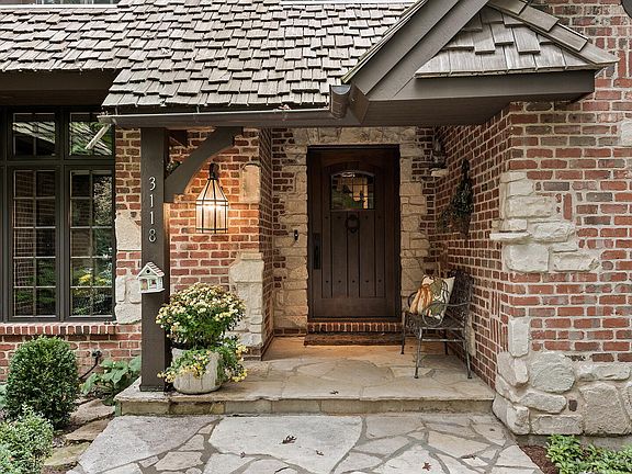 3rd image of 3118 White Oak Ln