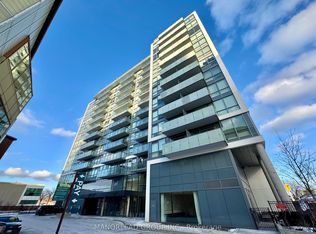 10 De Boers Dr #813, Toronto, ON M3J 0H1