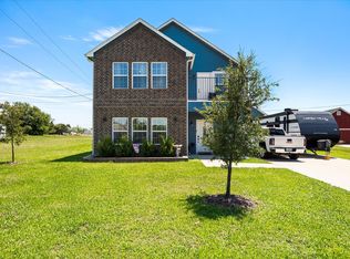 220 Swan Pkwy, East Tawakoni, TX 75472