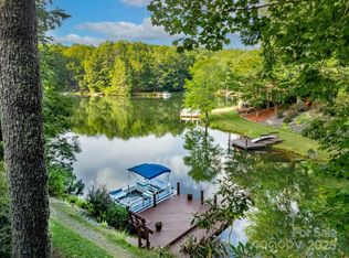 66 Ottaray Ct, Brevard, NC 28712