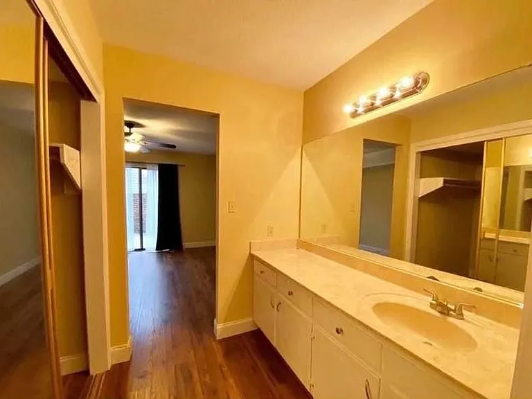 23 Lakeshore Dr #23 — Photo 11