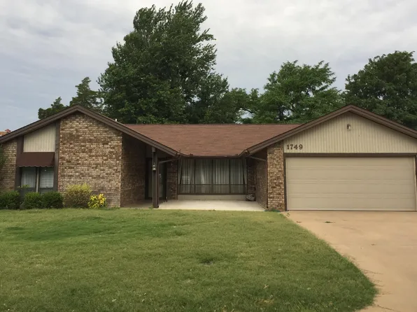 1749 Denim Ln, Enid, OK 73703