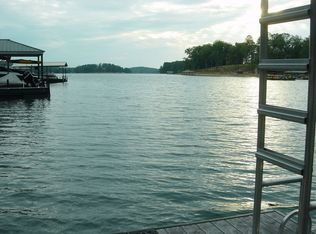 108 Crest Pointe Dr, Seneca, SC 29672