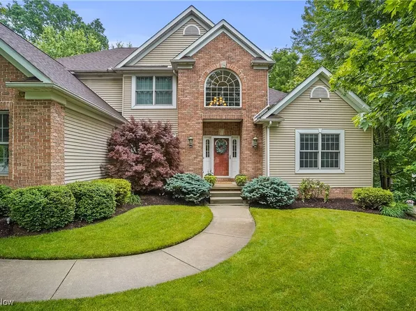 2634 Deer Ridge Run, Cuyahoga Falls, OH 44223