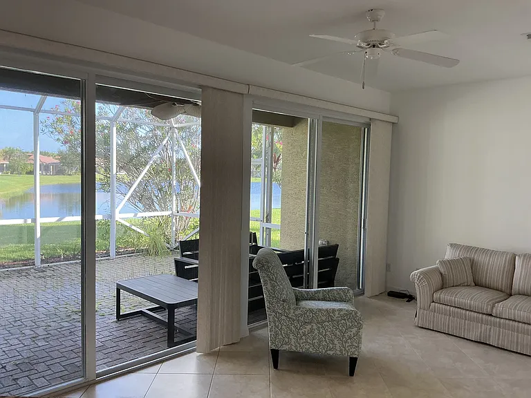 6354 Astor Pl — Photo 11
