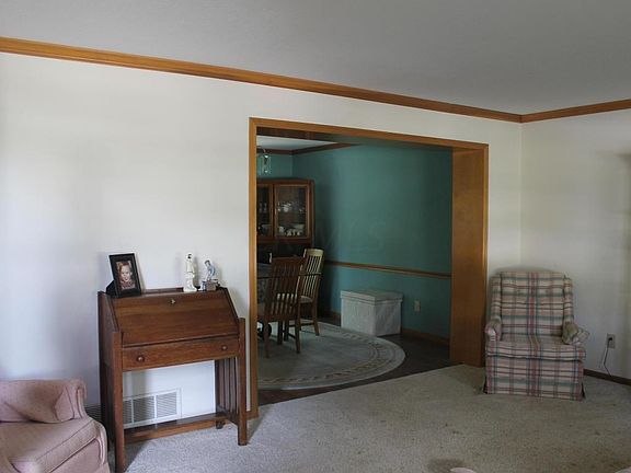 4th image of 891 Ludwig Dr