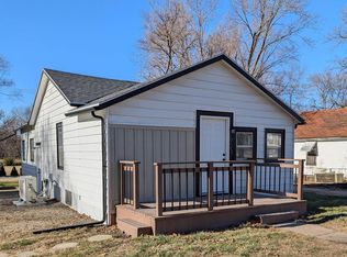 923 N 5th St, Beatrice, NE 68310