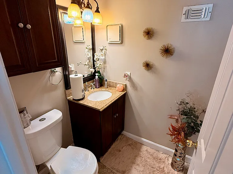 11 Devon Commons Ln — Photo 18