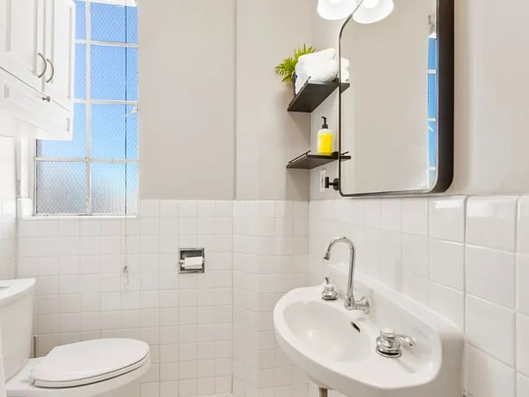 702 Ash St #603 — Photo 10