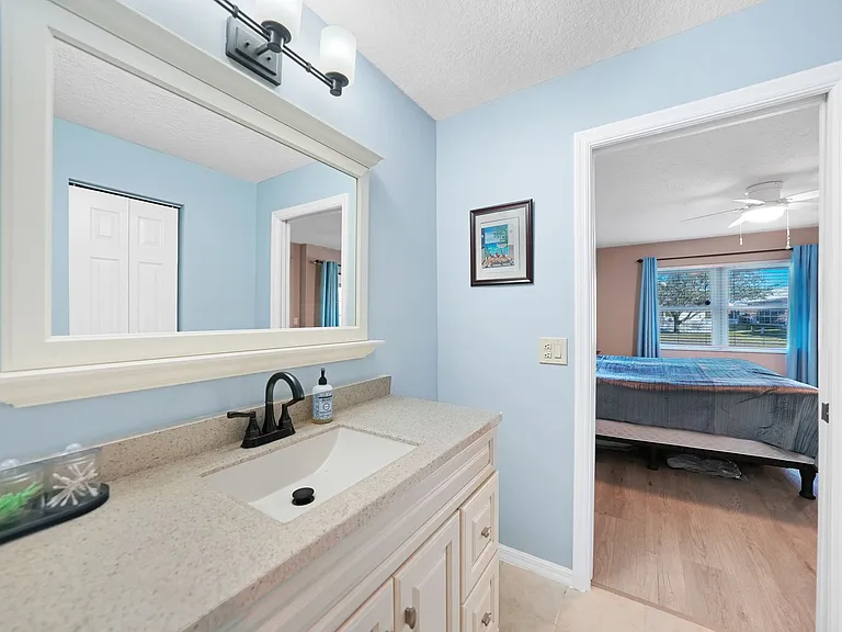 240 Lewis Cir #513 — Photo 21
