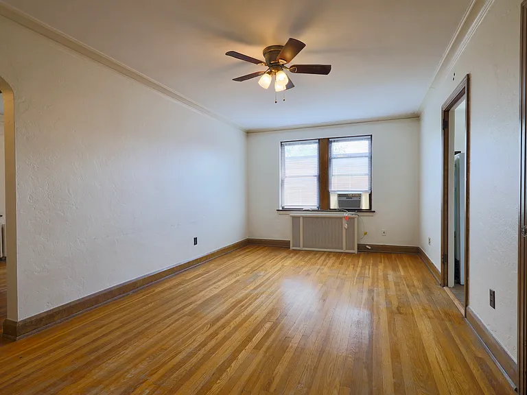 Apartments On Academy — Photo 39