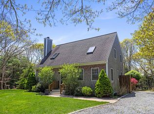 60 Windsor Dr, Edgartown, MA 02539