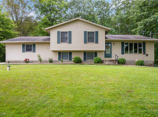 17747 Warwick Rd, Marshallville, OH 44645