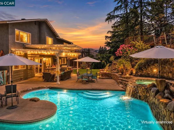 139 Mount Everest Ct, Clayton, CA 94517