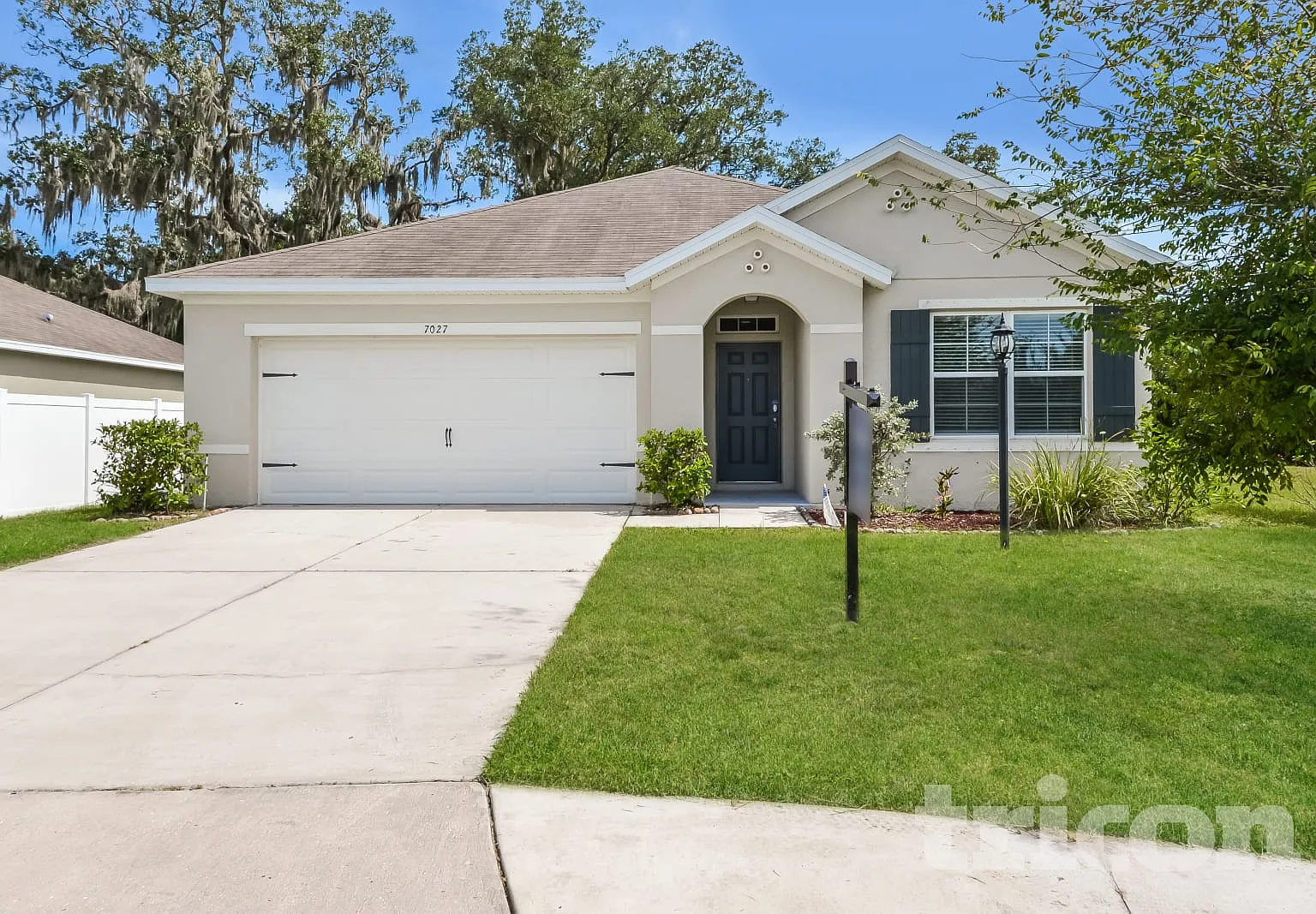 7027 57th Terrace E Palmetto FL — Photo 1