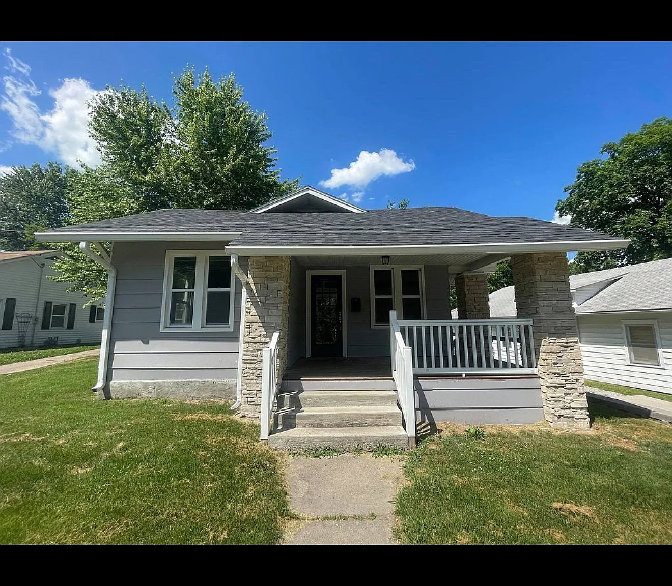 2 bed, 1045 sqft, $1,400 — Photo 1