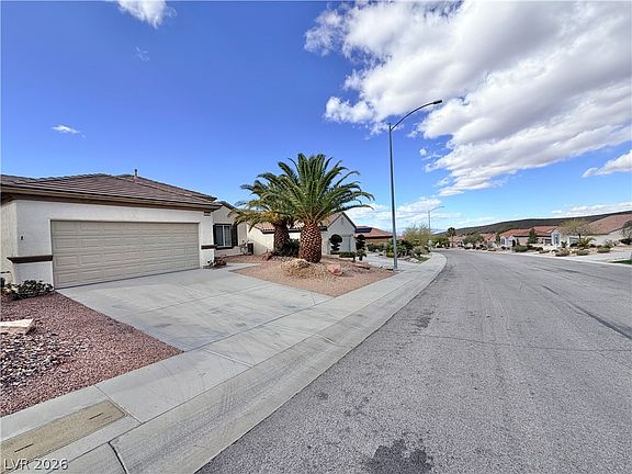 5th image of 2239 Shadow Canyon Dr