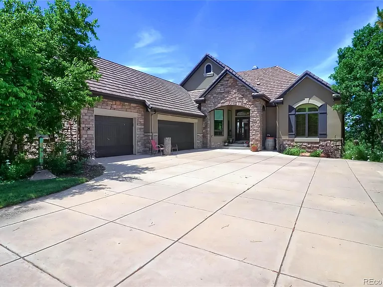 735 Evening Star Ct — Photo 3
