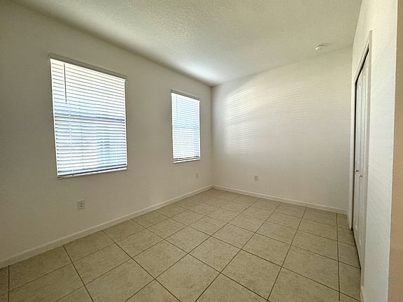3rd image of 256 Trinity Ridge Cir
