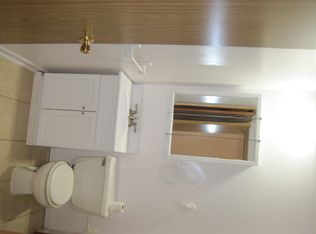 34 1st St, Wheeling, IL 60090