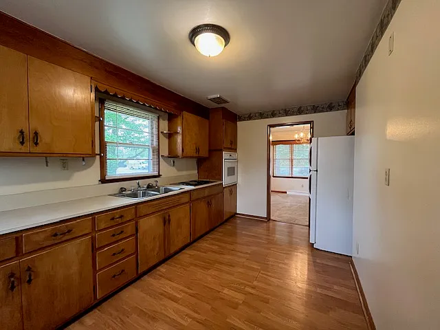 Building Photo - 1709 Gillmore Dr