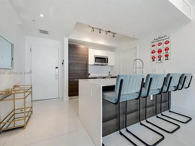 301 Altara Ave #309 — Photo 4