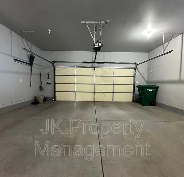 3209 Wild Rose Ln — Photo 34