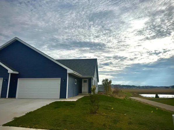 1010 Oregon Parks Ave, Oregon, WI 53575