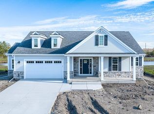 9714 S Bergamont Dr, Franklin, WI 53132