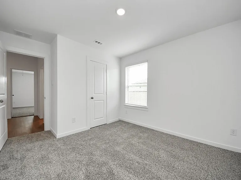 9106 Serene Haven Dr — Photo 33