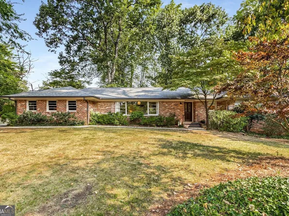 1692 Oak Ln, Atlanta, GA 30329