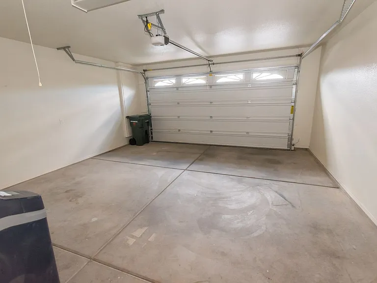 1205 Barnes Dr — Photo 41