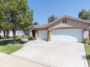846 W Cromwell St, Rialto, CA 92376