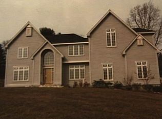 365 Fulling Mill Ln, Fairfield, CT 06490