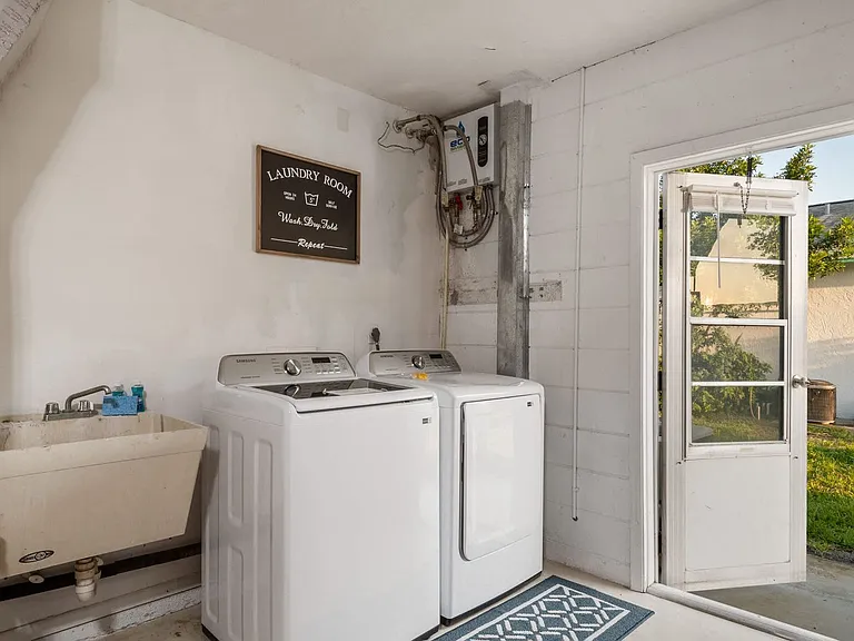 Laundry Room Cabinet