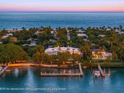 1350 N Lake Way, Palm Beach, FL, 33480