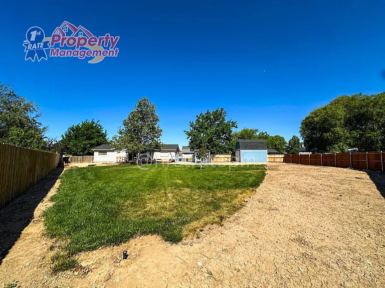 7703 S Mistyglen Ave — Photo 21