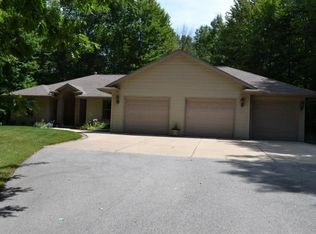 7122 Spring Lake Rd, Sobieski, WI 54171
