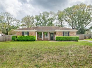 6911 Ching Lynch Rd, Mobile, AL 36618