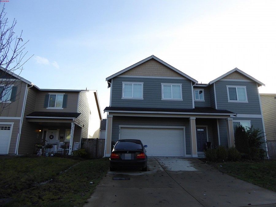 1st image of 1810 189th Street Ct E
