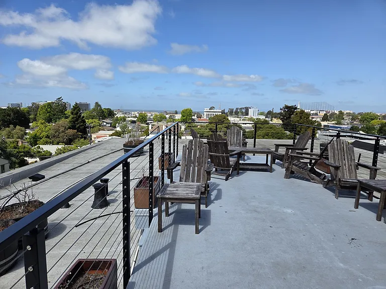 1220 El Camino Real #203 — Photo 25