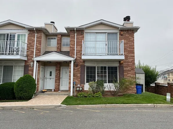10A Saturn Ln, Staten Island, NY 10314