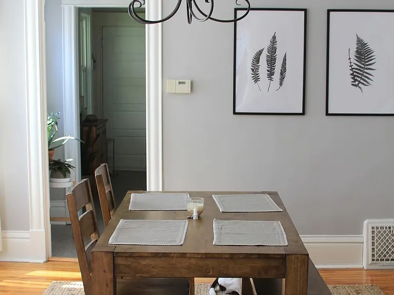 2118 Grand St NE #1 — Photo 4