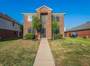 7755 Beaver Head Rd, Fort Worth, TX 76137