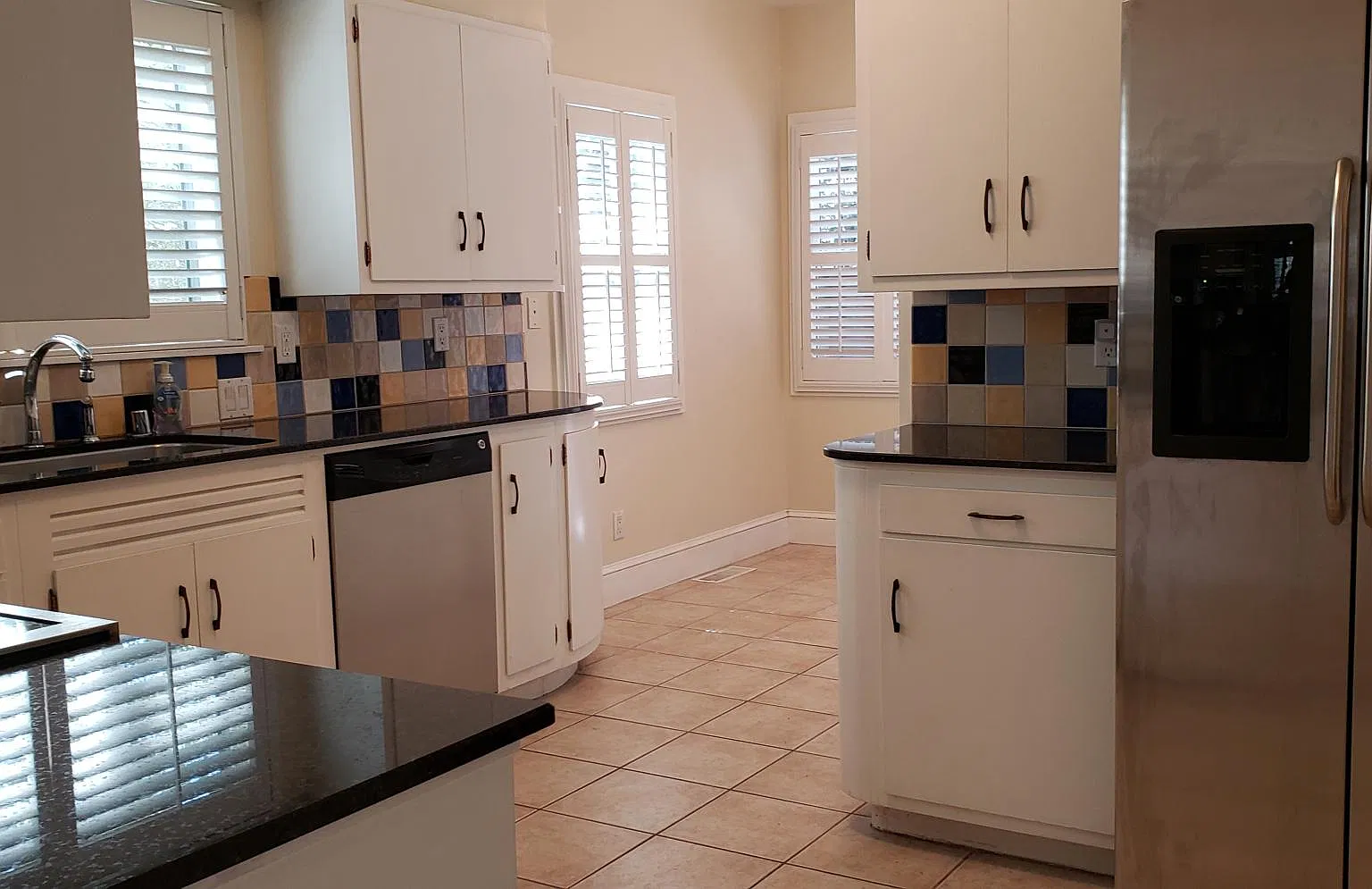 3 bed, 1372 sqft, $6,200 — Photo 4